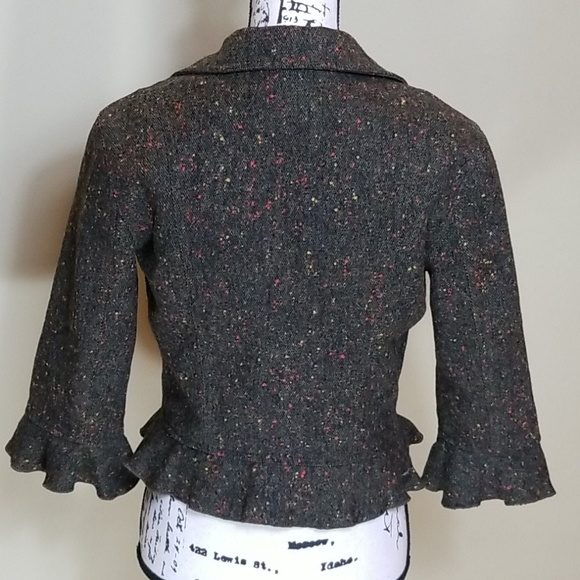 Sophisticated Moschino Duo of Jacket & Camisole. - Picture 6 of 16